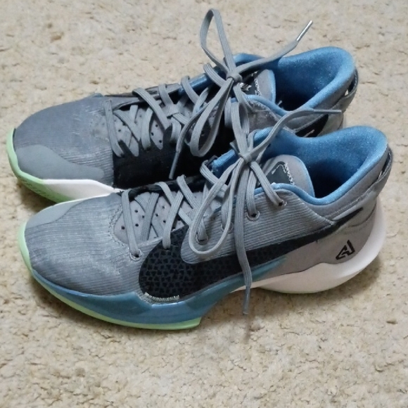 Nike Zoom Freak 2 Particle Grey 2021 Basketball Shoes - Picture 1 of 4